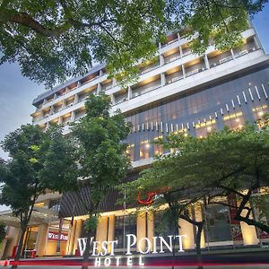 West Point Hotel